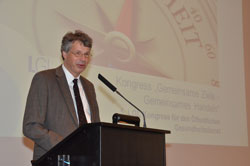 LGL-Präsident Dr. Andreas Zapf am Rednerpult